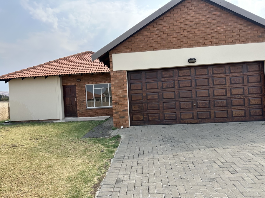 To Let 3 Bedroom Property for Rent in Waterkloof A H North West